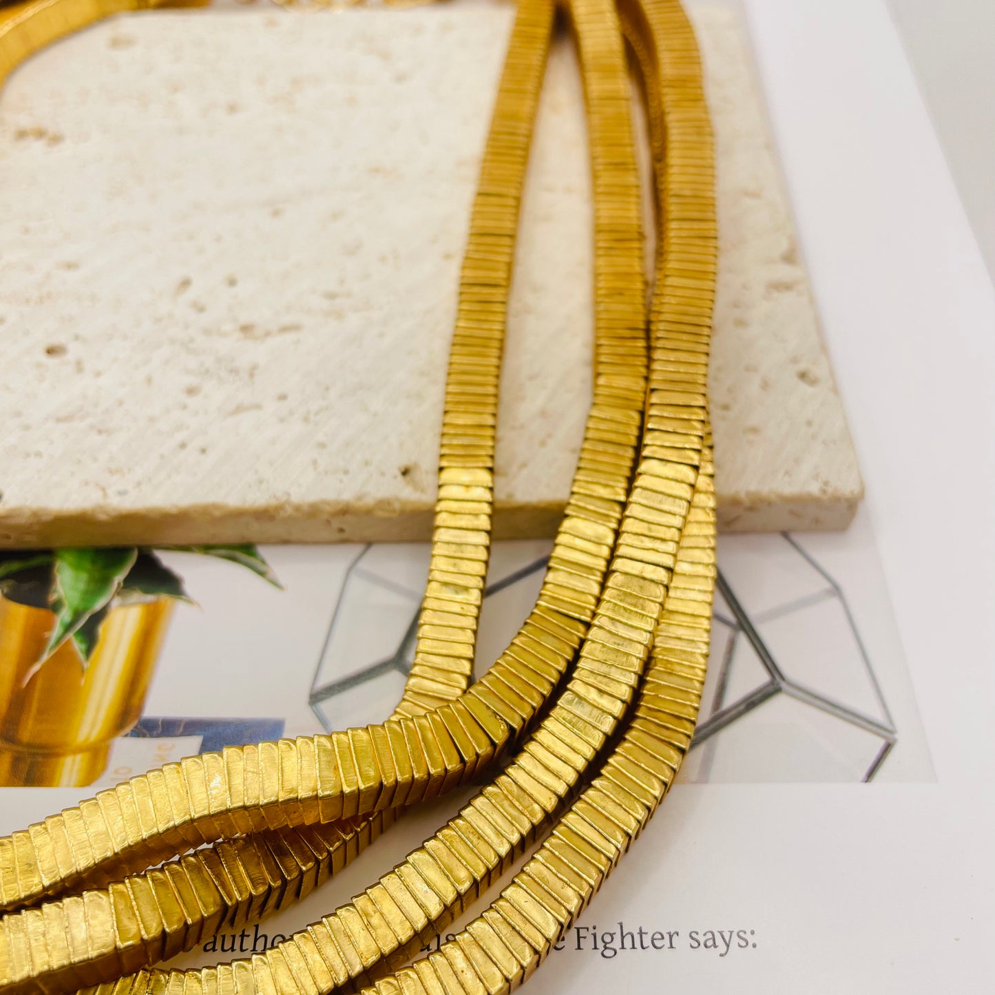 JI JOYA VENTA AL POR MAYOR,Collar y pulsera de moda de cuatro capas con triángulos y cuadrados.