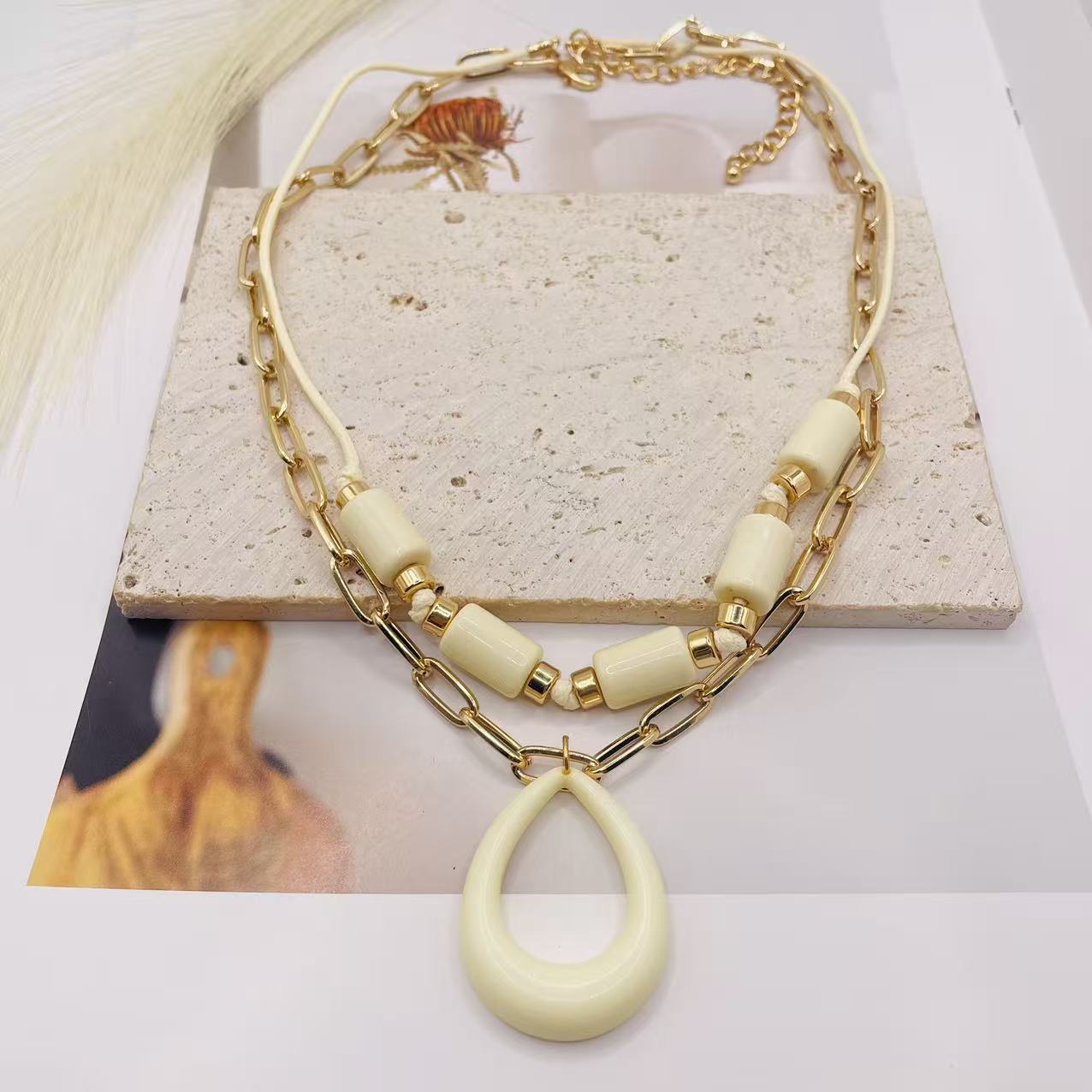 JI JOYA VENTA AL POR MAYOR,Collar de doble capa moderno y sencillo.