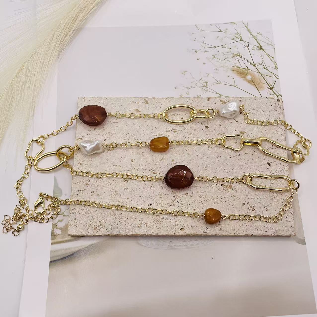 JI JOYA VENTA AL POR MAYOR,¡Collar largo con perlas y cuentas! ¡Perfecto para combinar con un suéter!