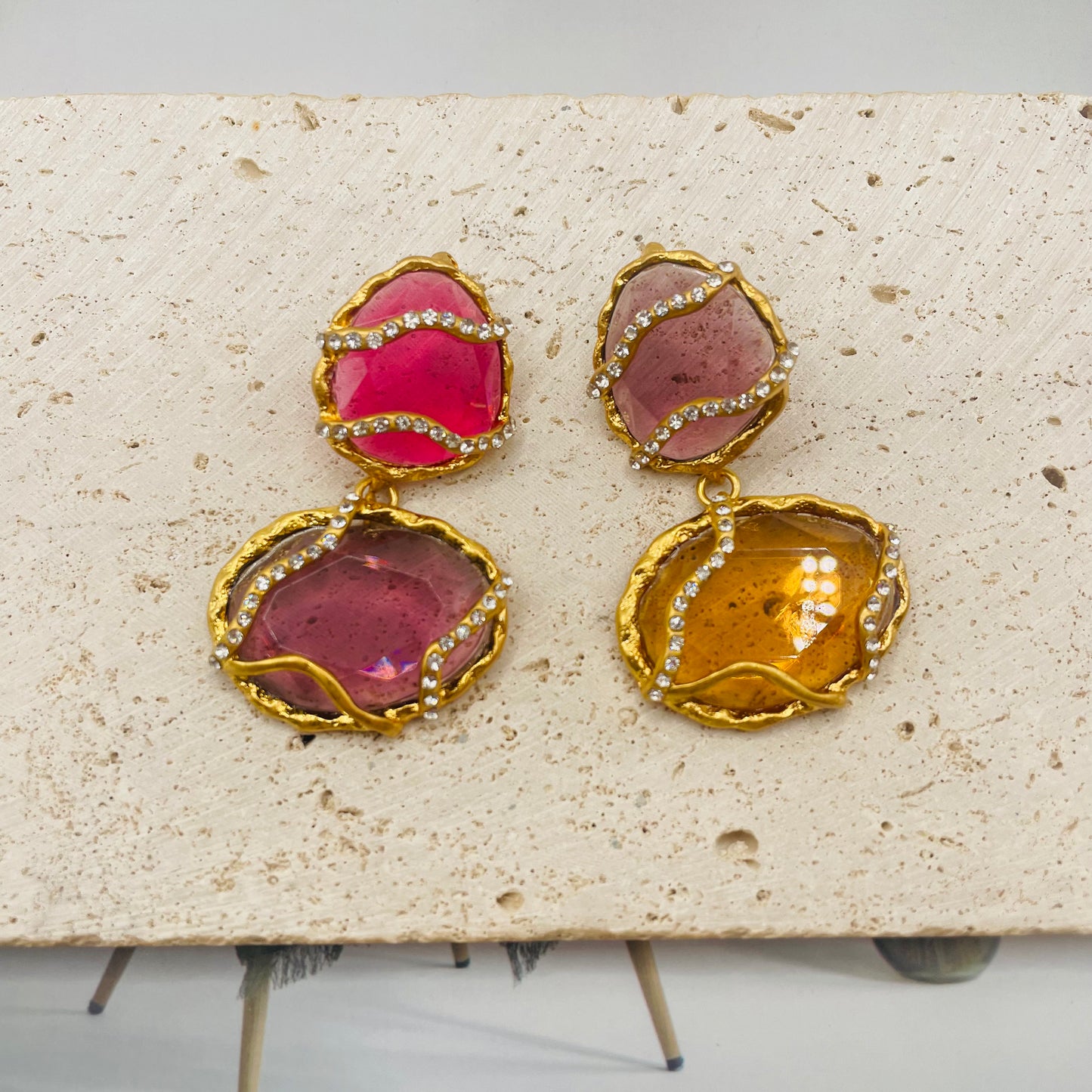 JI JOYA VENTA AL POR MAYOR,Collar y pendientes de diamantes multicolores, los pendientes están disponibles en 2 tamaños.