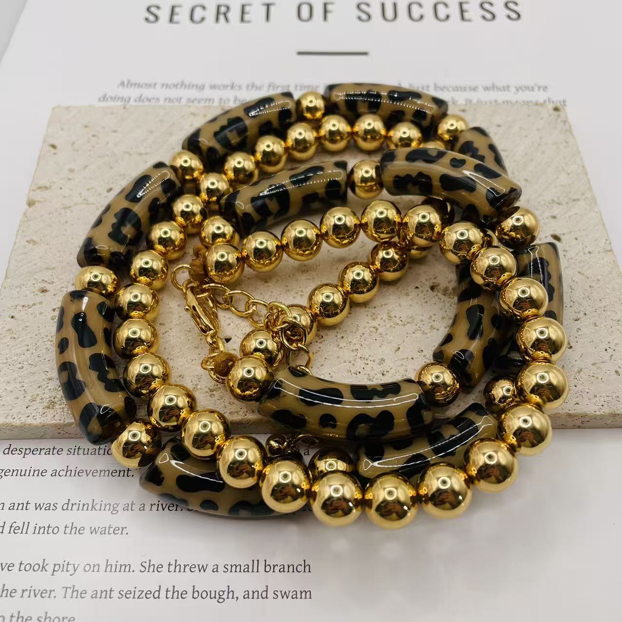 JI JOYA VENTA AL POR MAYOR,Collar de moda de doble capa con nudo de bambú y bola de metal con estampado de leopardo