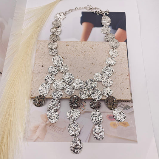 JI JOYA VENTA AL POR MAYOR,Collar de borlas de metal desigual