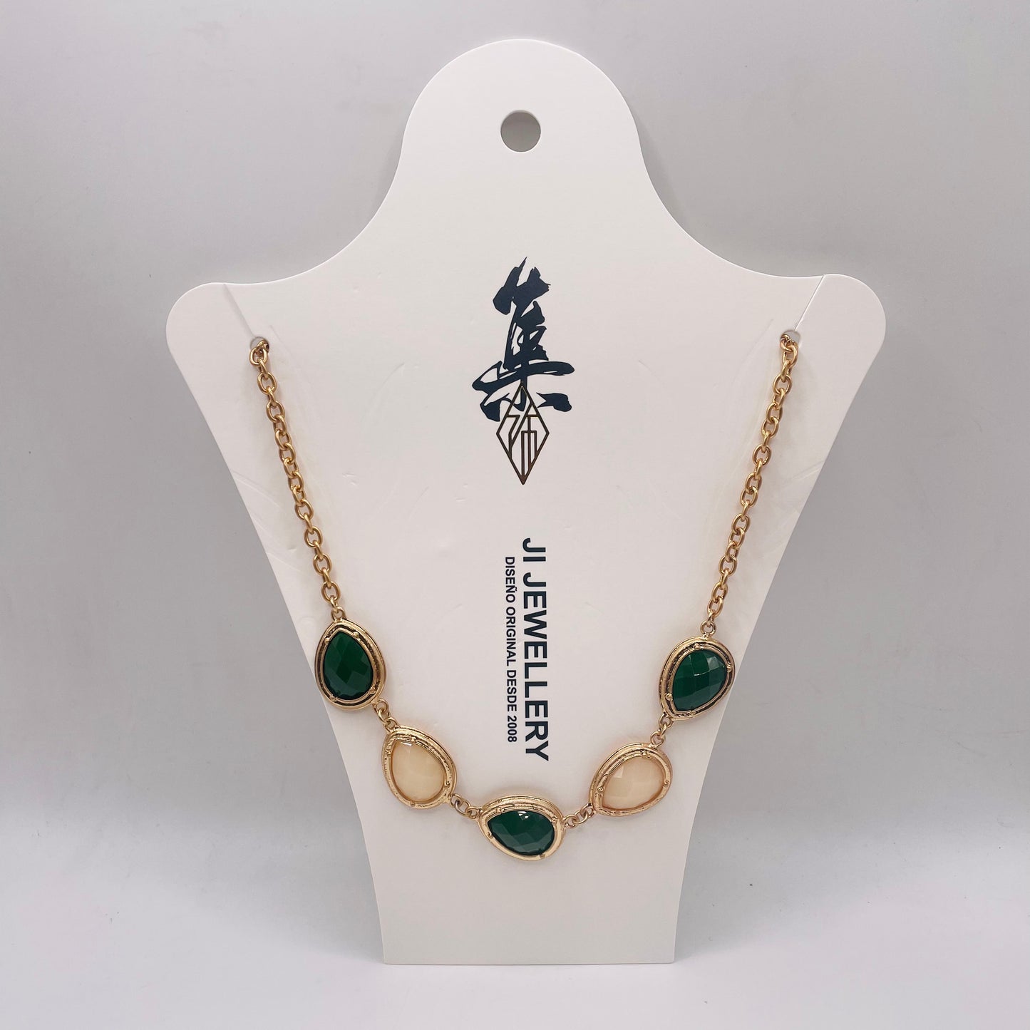 JI JOYA VENTA AL POR MAYOR,Un collar sencillo y elegante adecuado para fiestas y bodas.